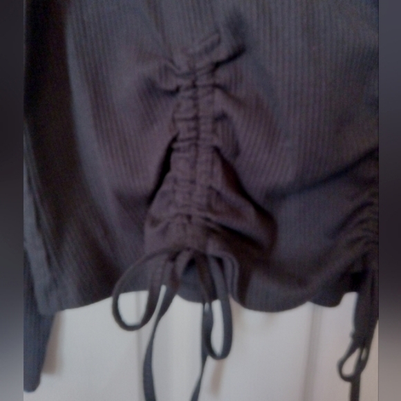 Black faux wrap blouse. XL nwt - Picture 2 of 6